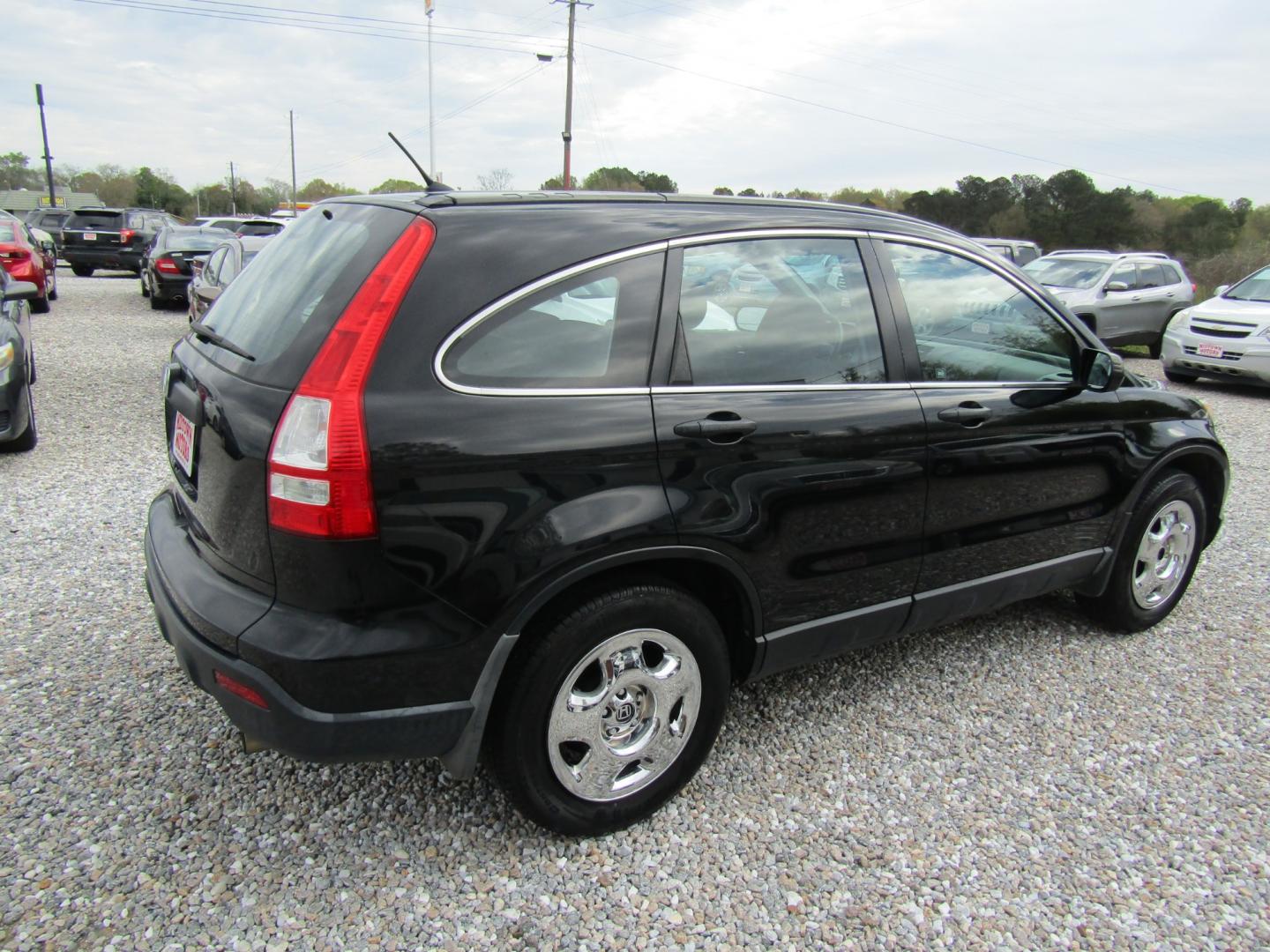 2009 Black Honda CR-V LX 2WD 5-Speed AT (3CZRE383X9G) with an 2.4L L4 DOHC 16V engine, Automatic transmission, located at 15016 S Hwy 231, Midland City, AL, 36350, (334) 983-3001, 31.306210, -85.495277 - Photo#7